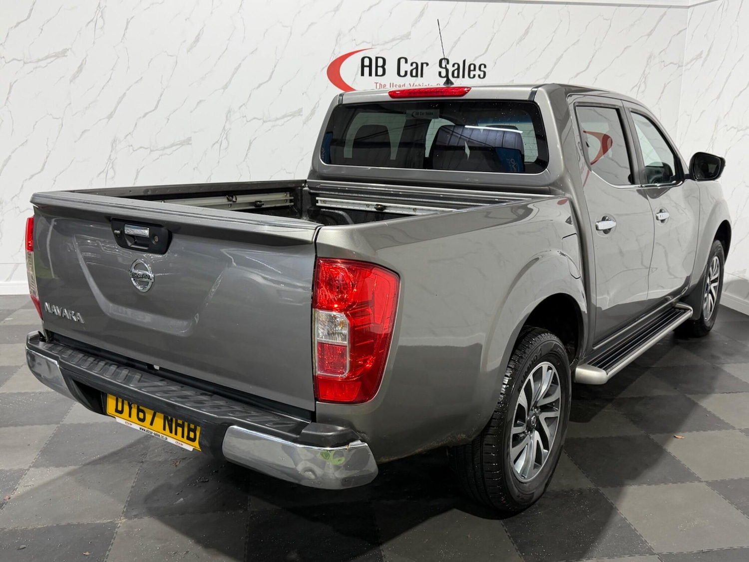 Used Nissan Navara 2017 for sale - 77050291: Photo 9