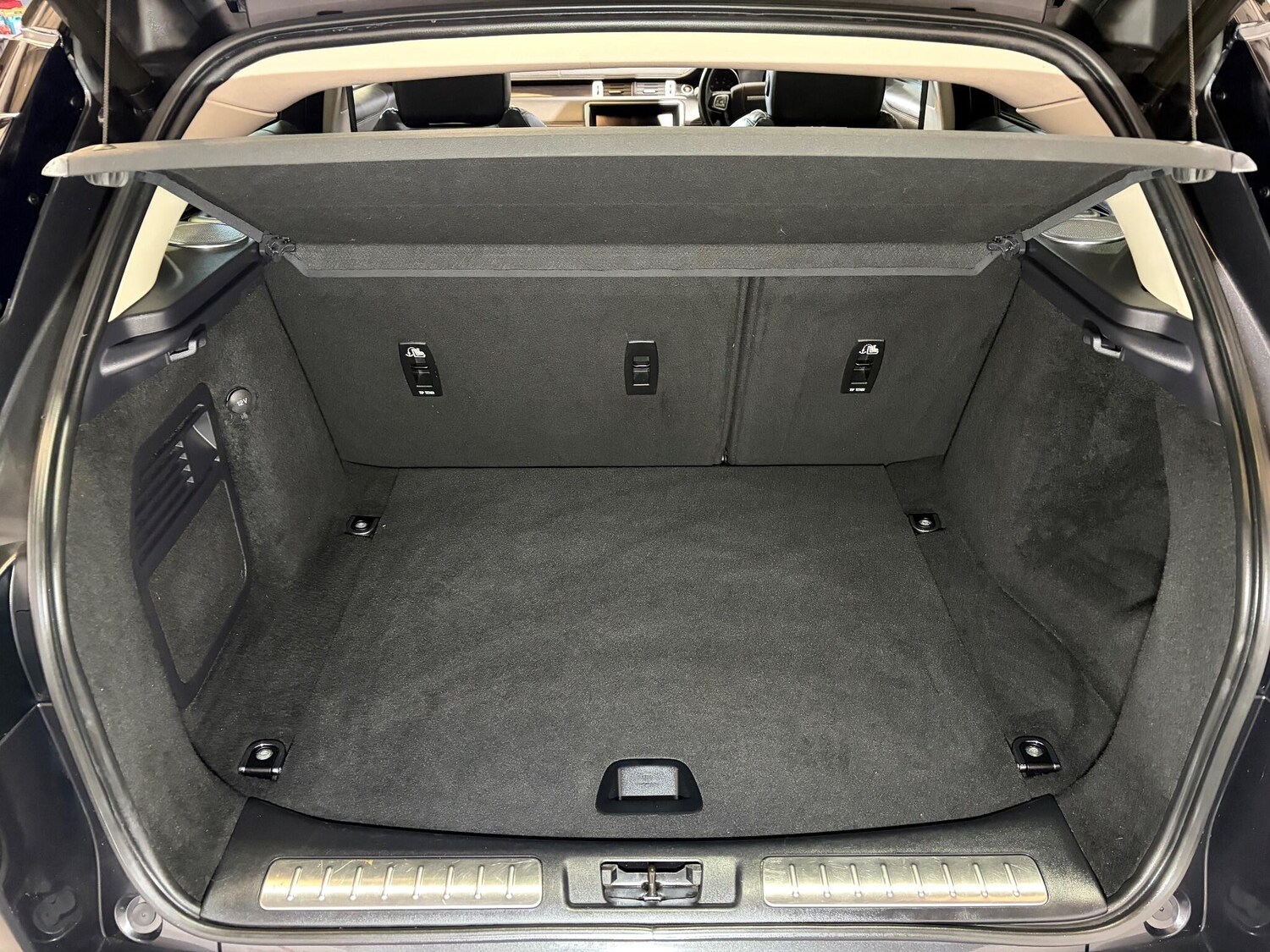 Used Land Rover Range Rover Evoque 2017 for sale - 76800860: Photo 28