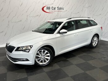 Used Skoda Superb 2017 for sale - 77625147: Photo