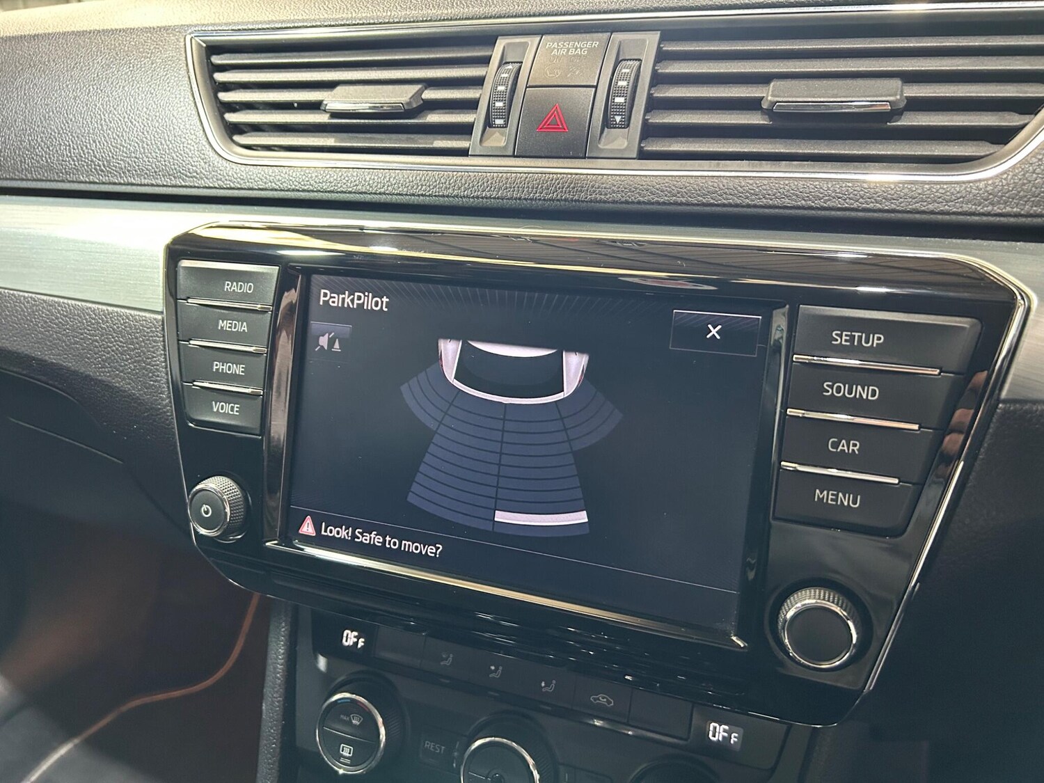 Used Skoda Superb for sale - 77625147: Photo 24