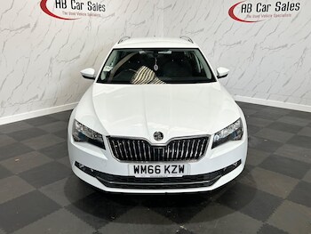 Used Skoda Superb 2017 for sale - 77625147: Photo
