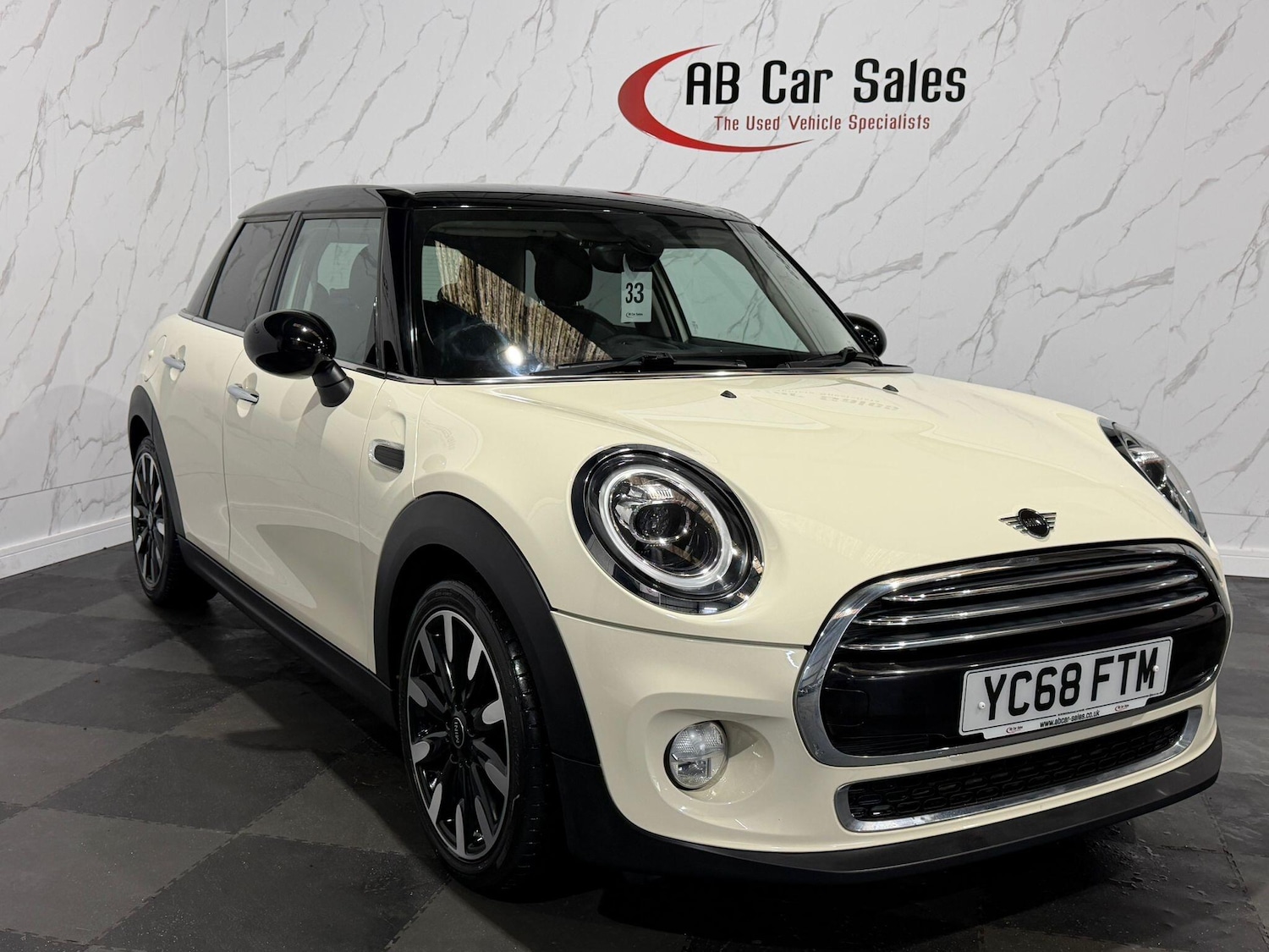Used MINI Hatch 2019 for sale - 77853611: Photo 6