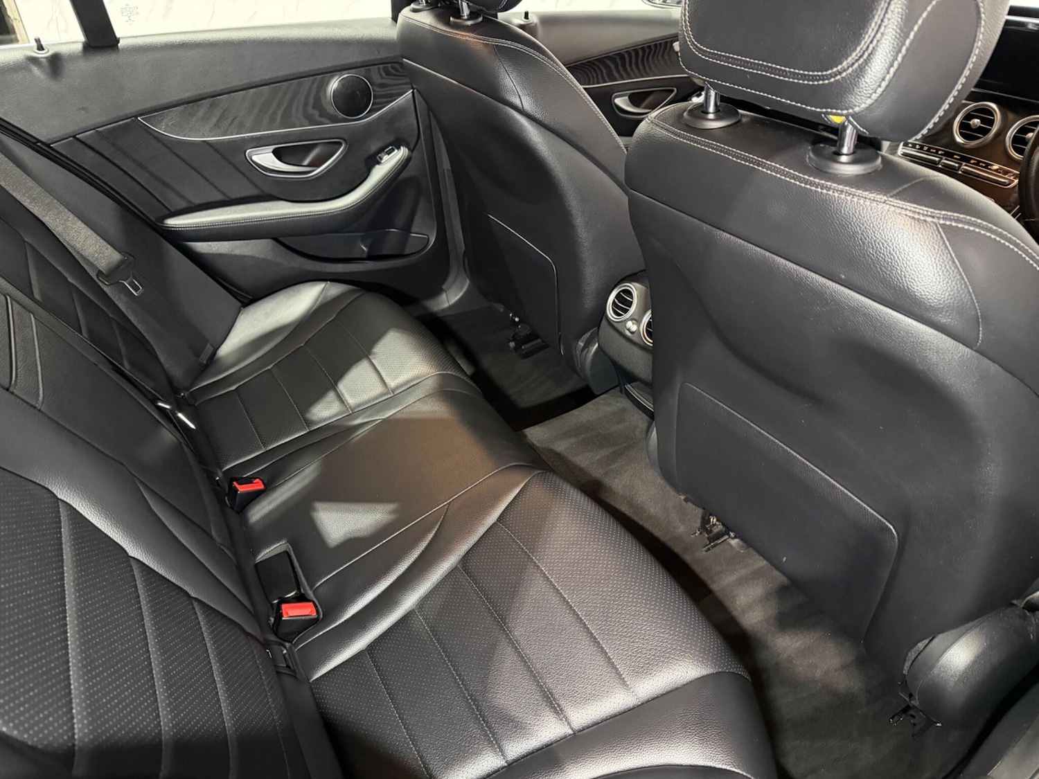 Used Mercedes-Benz C Class 2018 for sale - 77203474: Photo 14