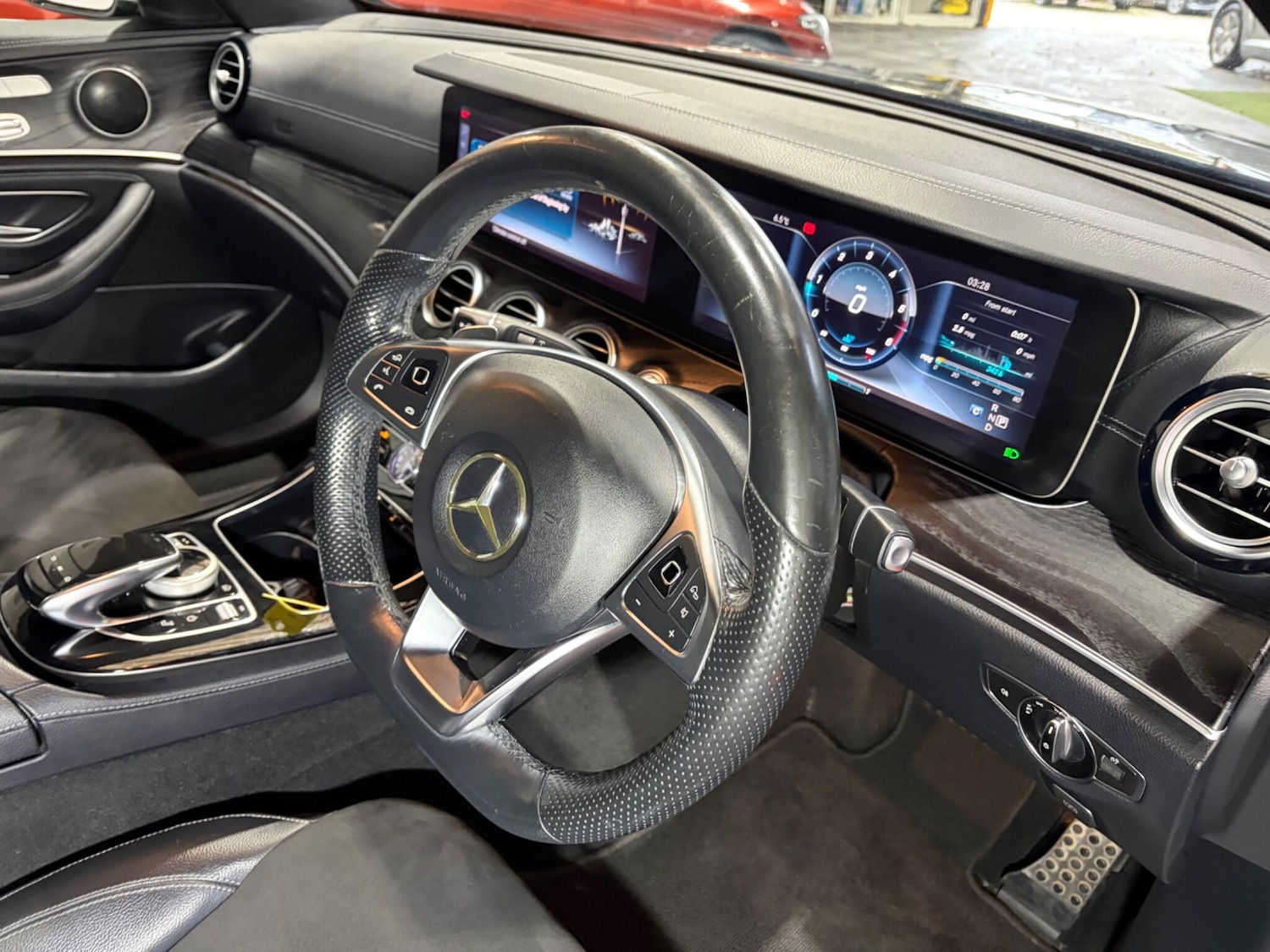 Used Mercedes-Benz E Class 2017 for sale - 77425323: Photo 21