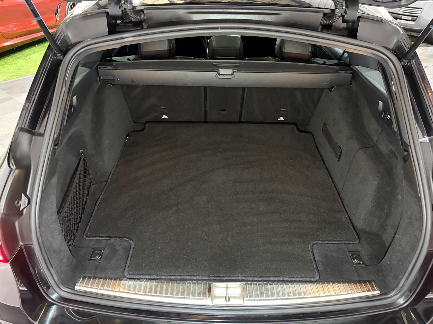 Used Mercedes-Benz E Class 2017 for sale - 77425323: Photo 28