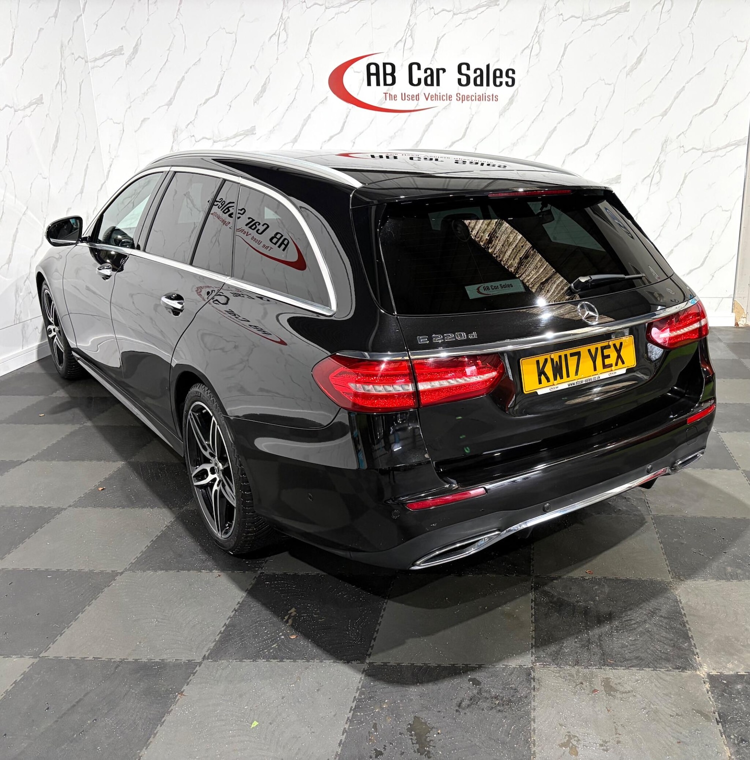 Used Mercedes-Benz E Class 2017 for sale - 77425323: Photo 7