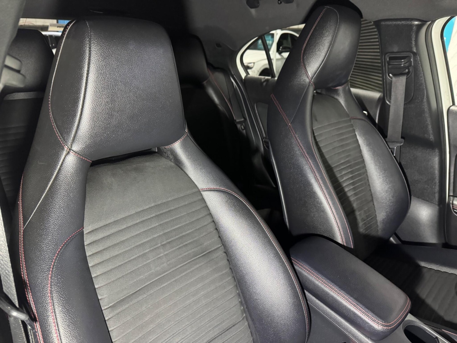 Used Mercedes-Benz A-Class 2017 for sale - 76371256: Photo 10