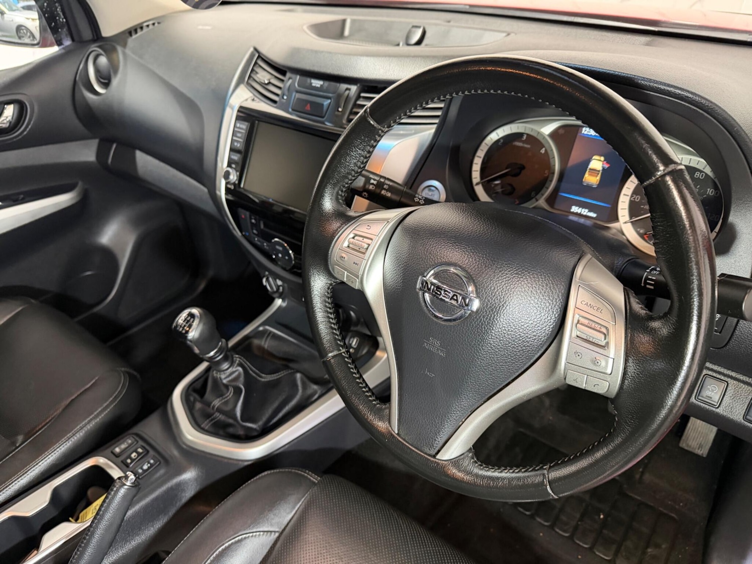 Used Nissan Navara 2020 for sale - 77052464: Photo 13