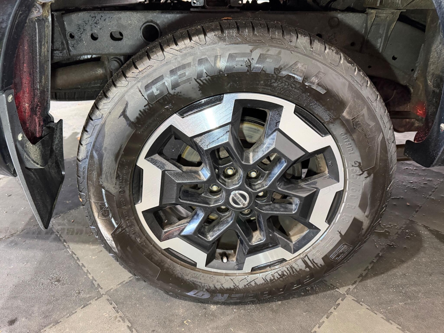 Used Nissan Navara 2020 for sale - 77052464: Photo 30