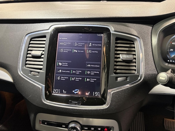 Used Volvo XC90 2015 for sale - 76284171: Photo 9