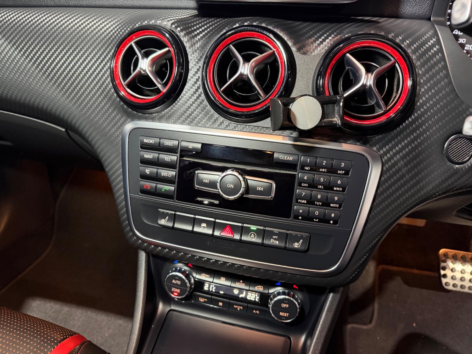 Used Mercedes-Benz A-Class 2015 for sale - 77029060: Photo 24