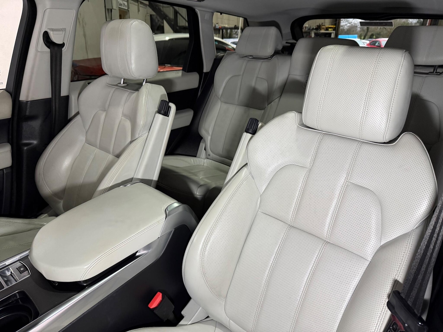 Used Land Rover Range Rover Sport 2014 for sale - 76976231: Photo 24