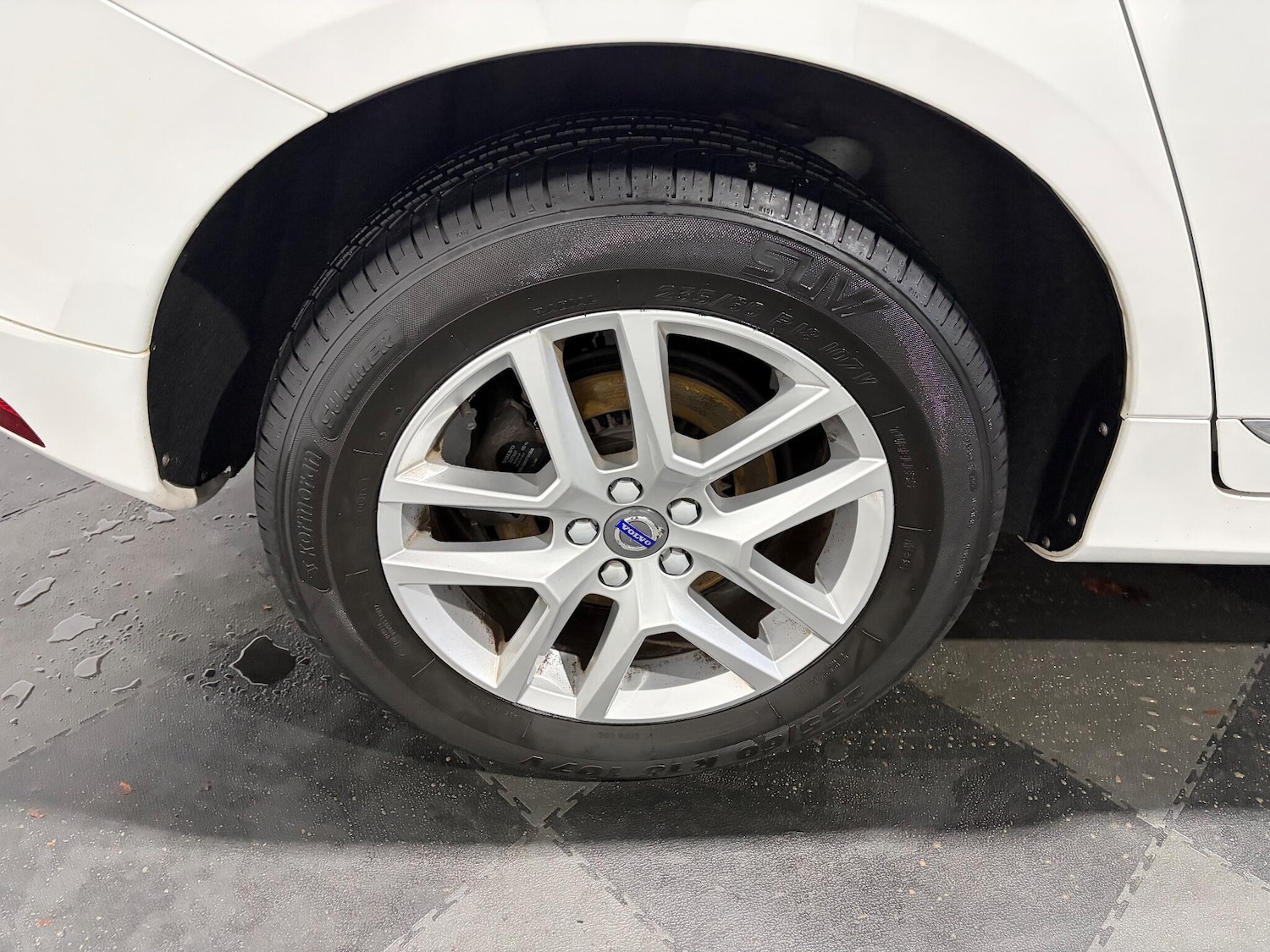 Used Volvo XC60 2017 for sale - 76899374: Photo 11