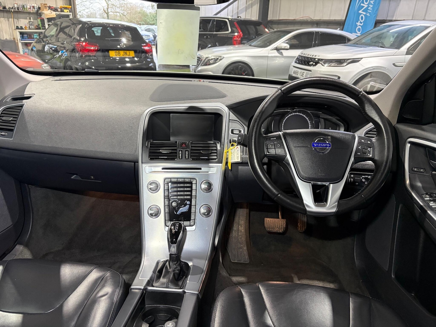 Used Volvo XC60 2017 for sale - 76899374: Photo 16