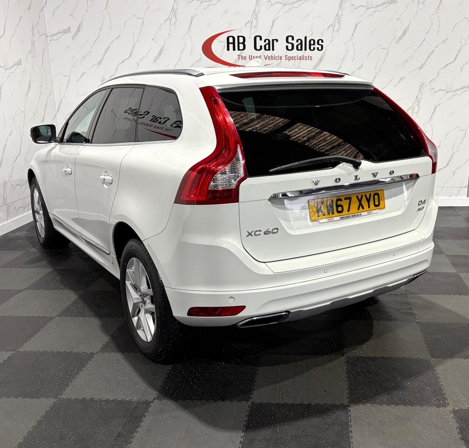 Used Volvo XC60 2017 for sale - 76899374: Photo 7