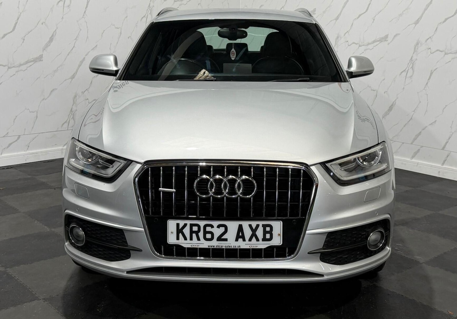 Used Audi Q3 2013 for sale - 77647148: Photo 3