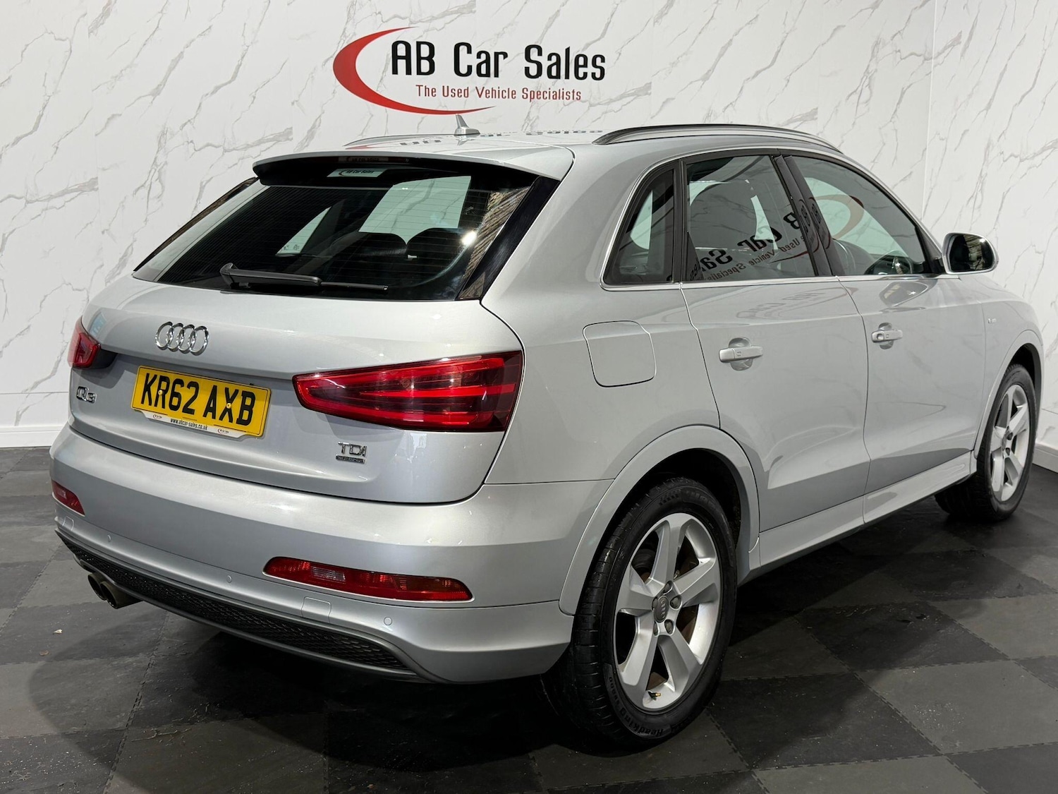 Used Audi Q3 2013 for sale - 77647148: Photo 9