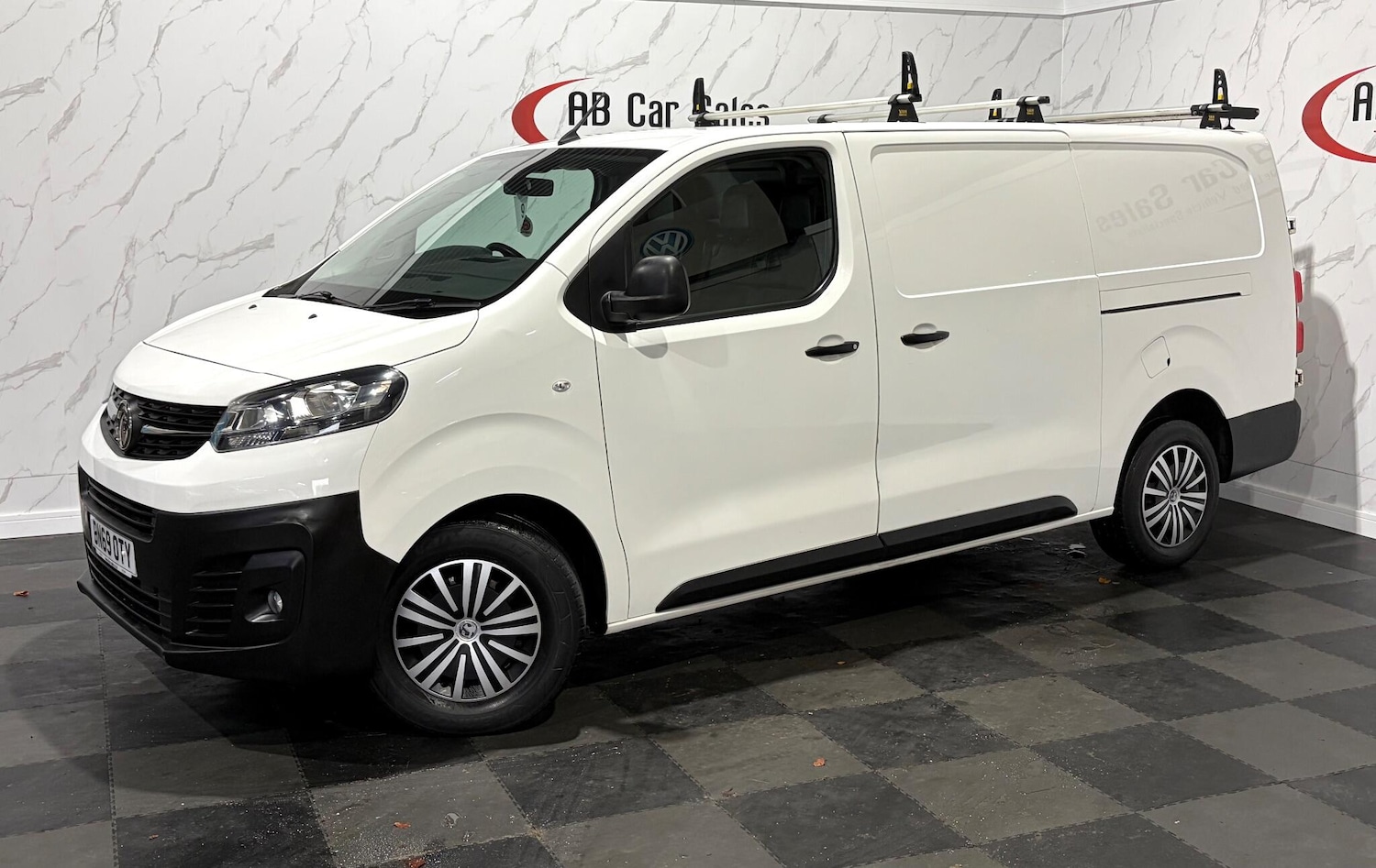 Used Vauxhall Vivaro 2019 for sale - 76513475: Photo 1