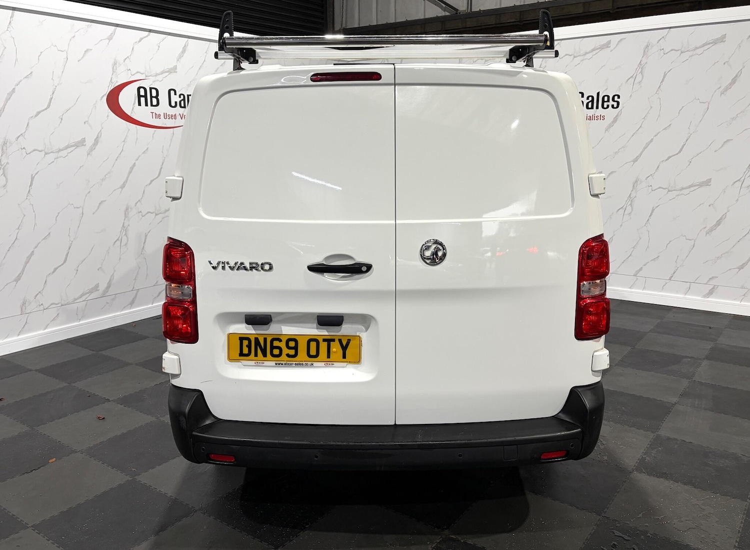 Used Vauxhall Vivaro 2019 for sale - 76513475: Photo 4