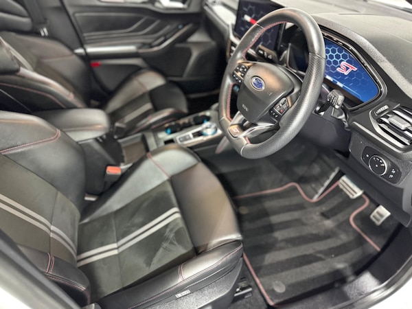 Used Ford Focus 2022 for sale - 74934445: Photo 11