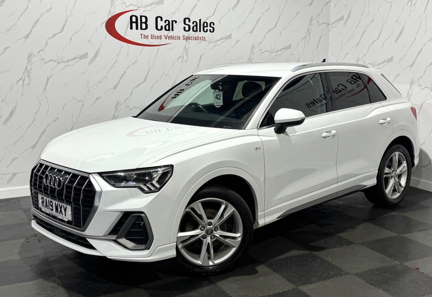 Used Audi Q3 2019 for sale - 76000765: Photo 1