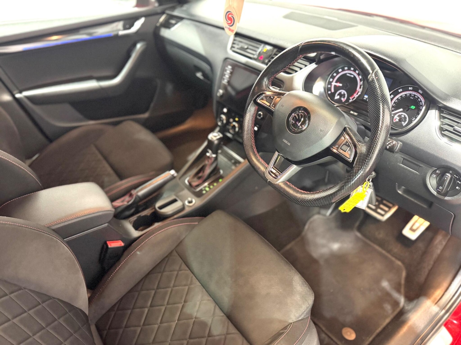 Used Skoda Octavia 2017 for sale - 76992602: Photo 11