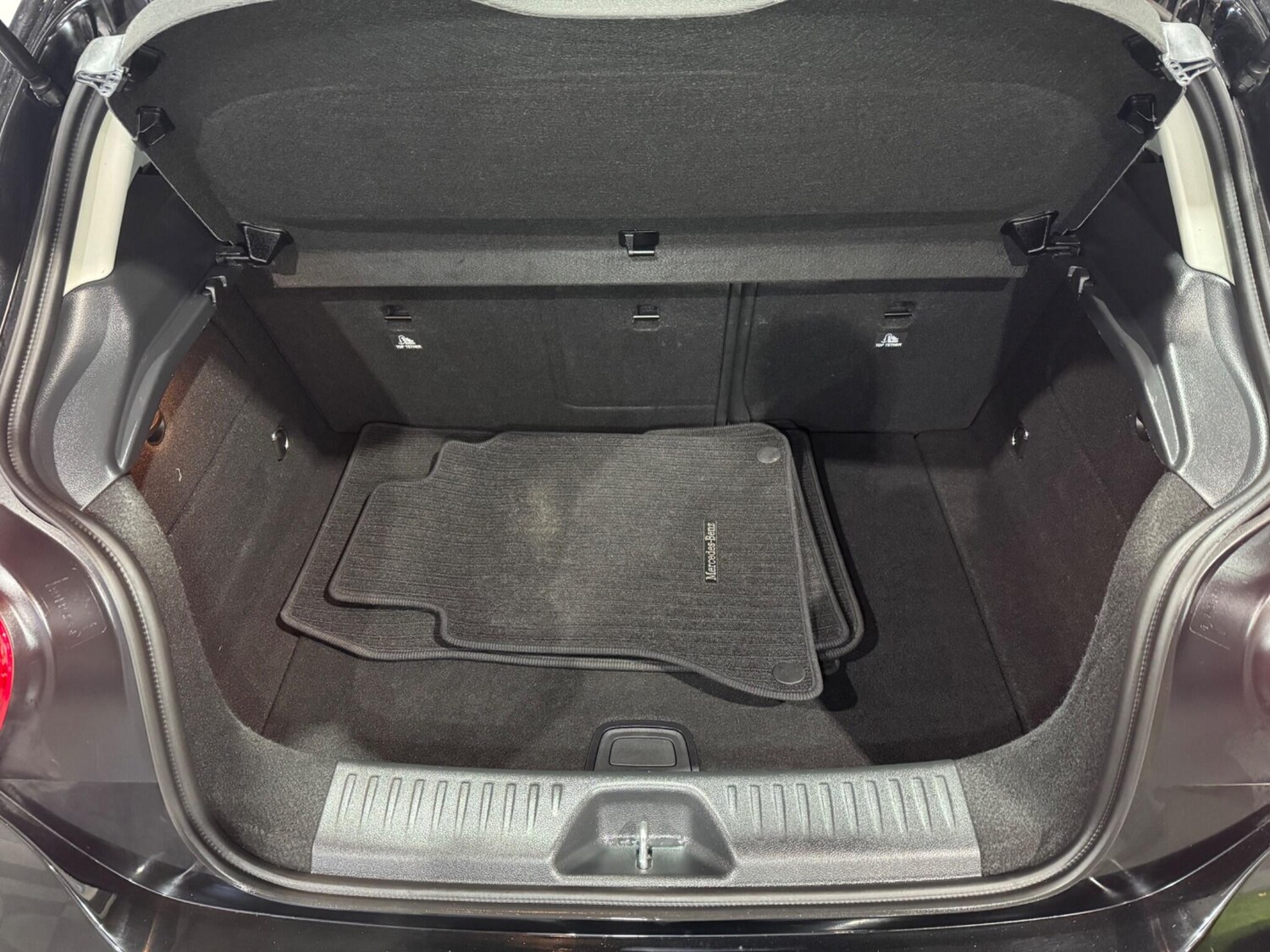 Used Mercedes-Benz A-Class 2017 for sale - 76759371: Photo 16