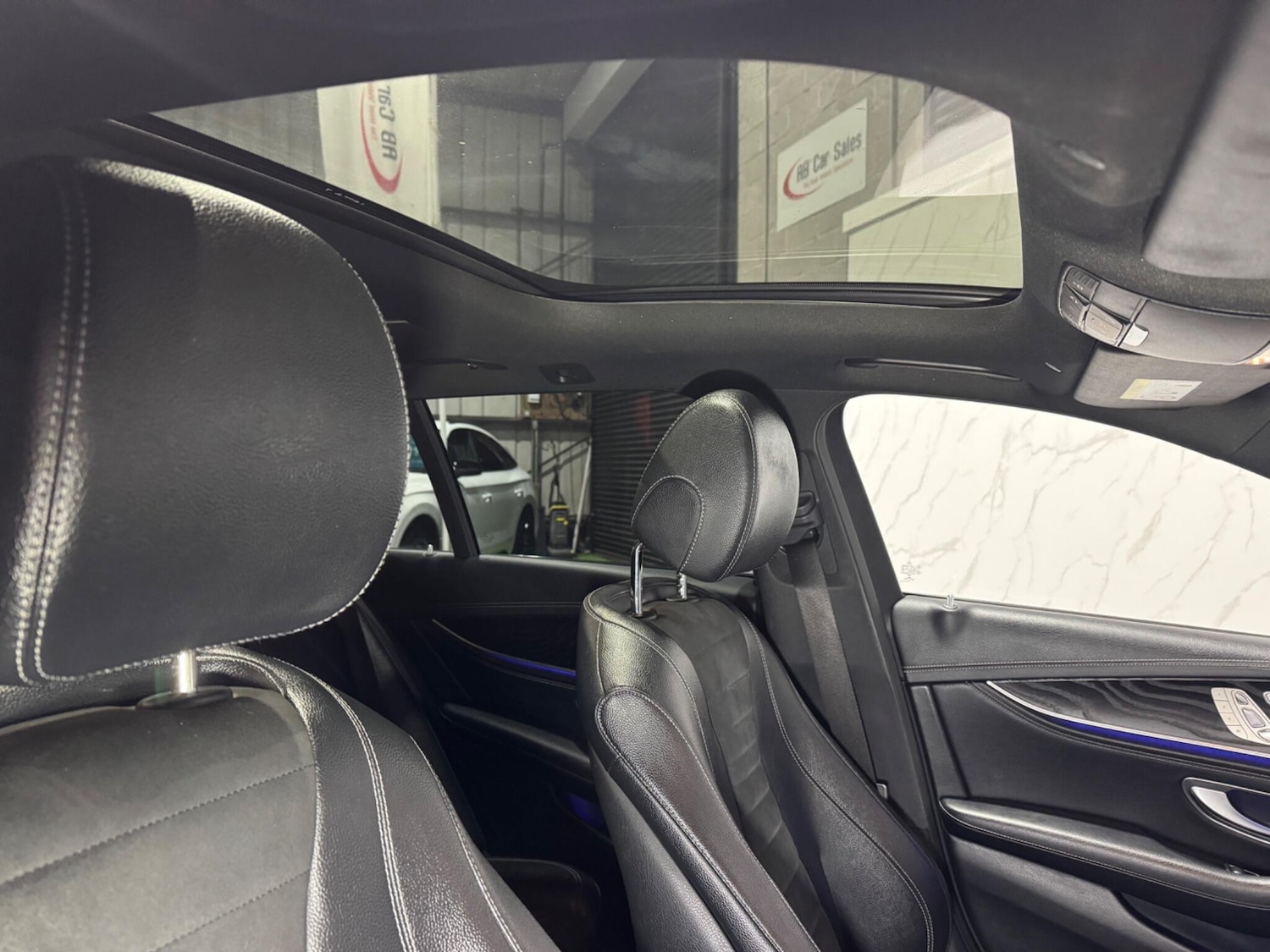 Used Mercedes-Benz E Class 2017 for sale - 76987901: Photo 14