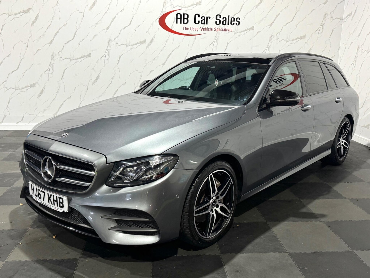 Used Mercedes-Benz E Class 2017 for sale - 76987901: Photo 6