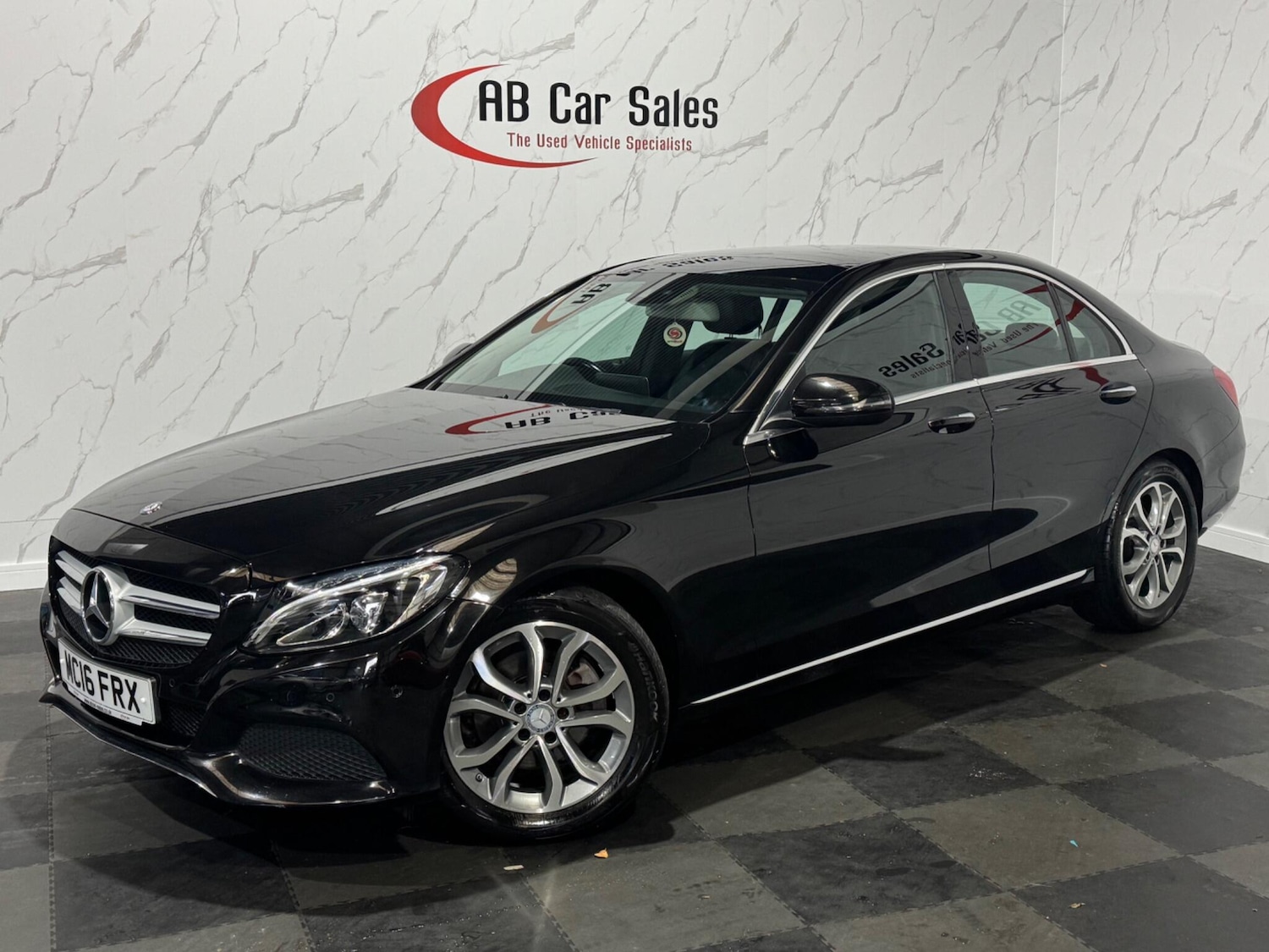 Used Mercedes-Benz C Class 2016 for sale - 76251023: Photo 1