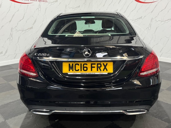 Used Mercedes-Benz C-Class 2016 for sale - 76251023: Photo 4