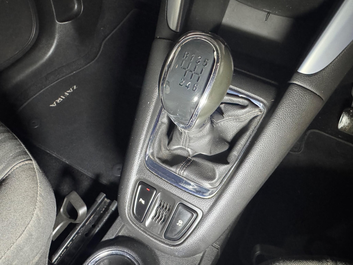 Used Vauxhall Zafira Tourer for sale - 76994657: Photo 24