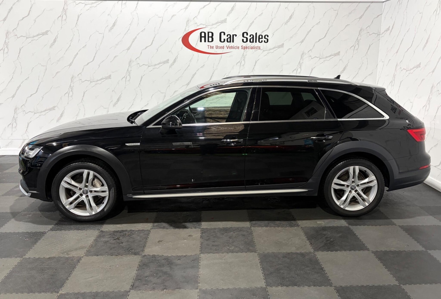 Used Audi A4 Allroad 2017 for sale - 77510973: Photo 5