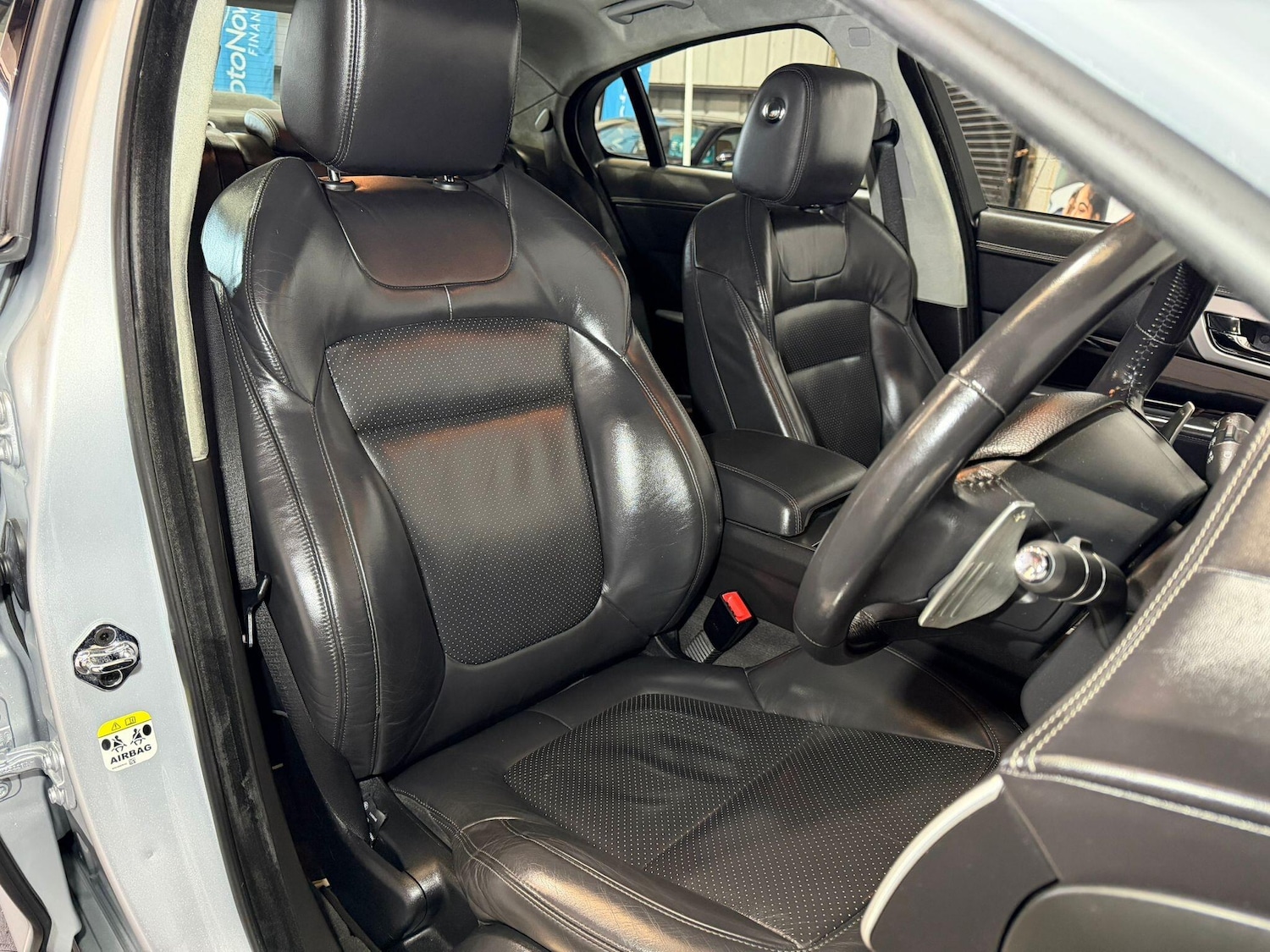 Used Jaguar XF 2015 for sale - 78047851: Photo 13