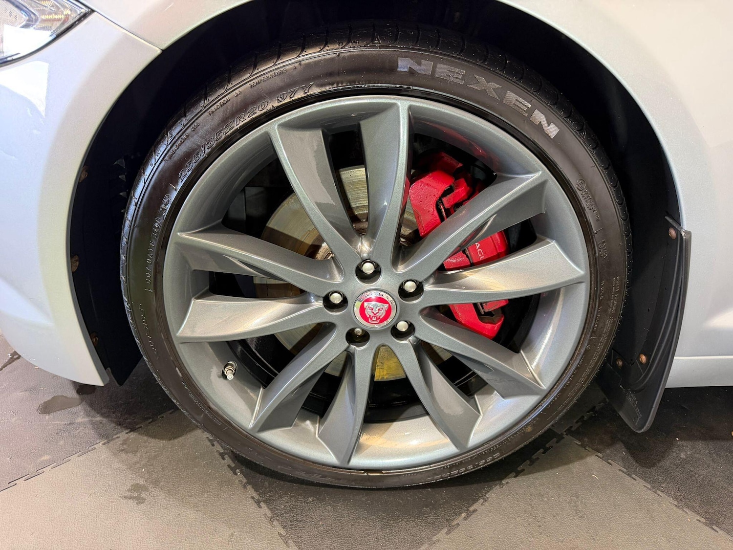 Used Jaguar XF 2015 for sale - 78047851: Photo 33