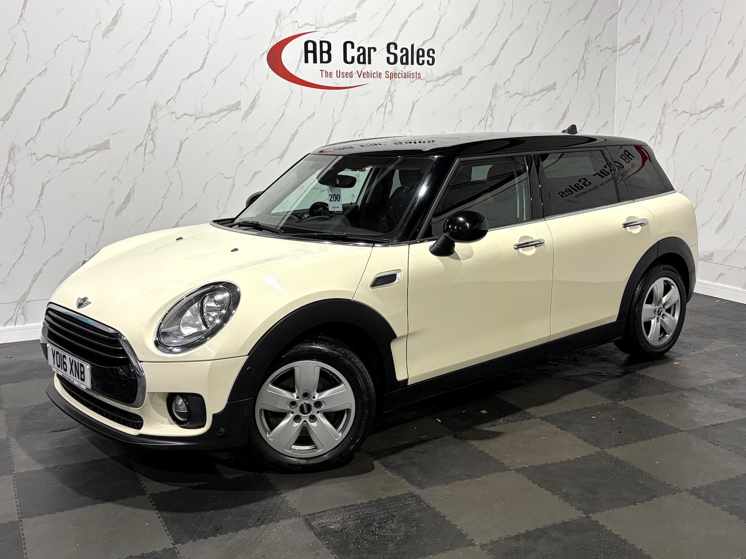 Used MINI Clubman 2016 for sale - 76422969: Photo 1