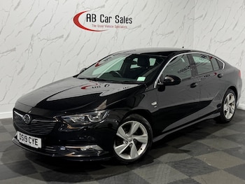 Vauxhall - Insignia