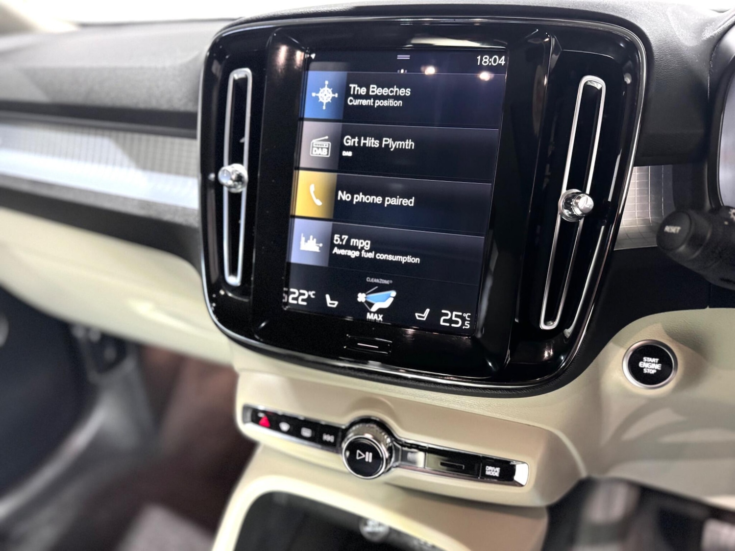 Used Volvo XC40 2018 for sale - 76633162: Photo 24