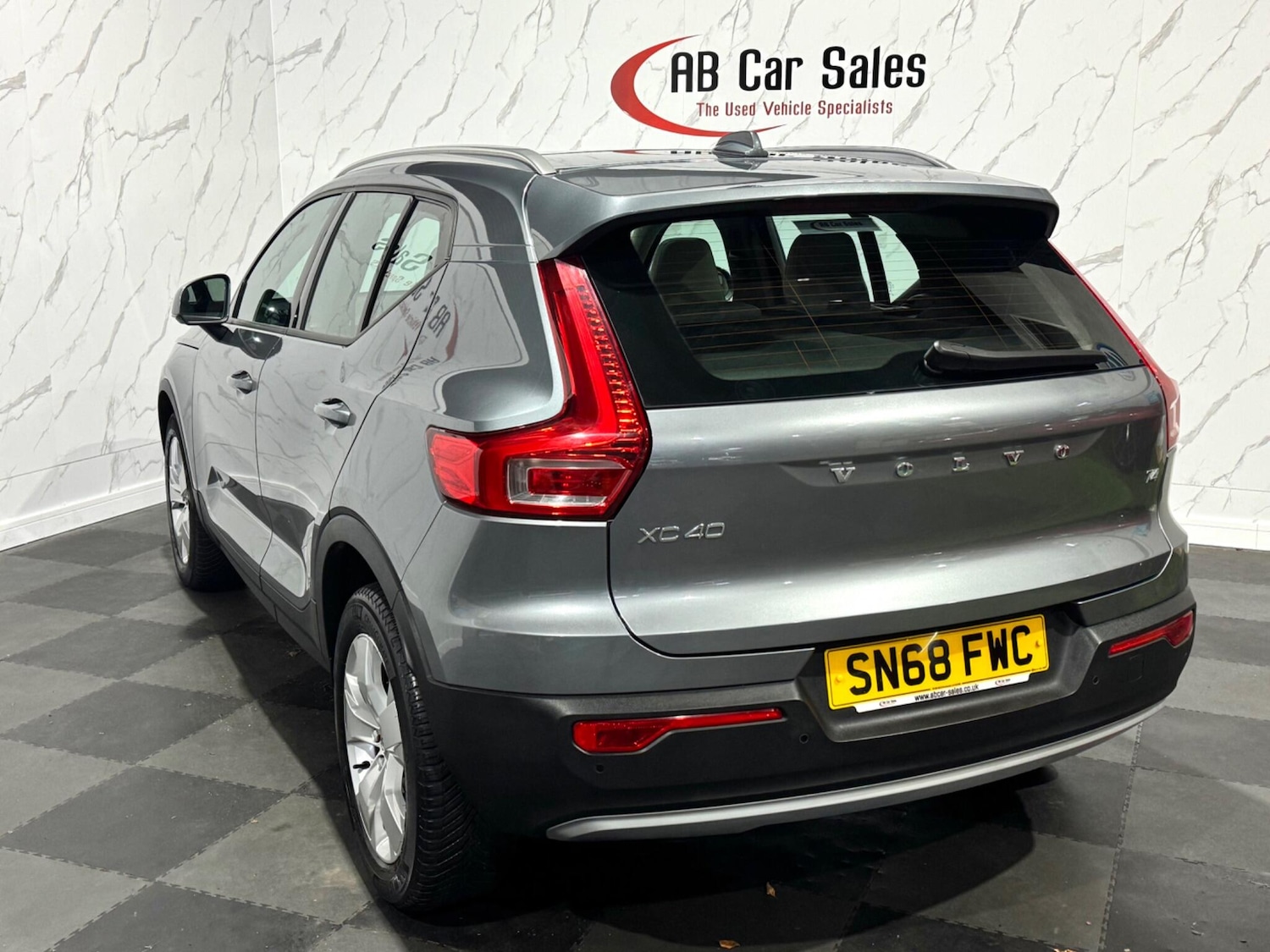 Used Volvo XC40 2018 for sale - 76633162: Photo 8