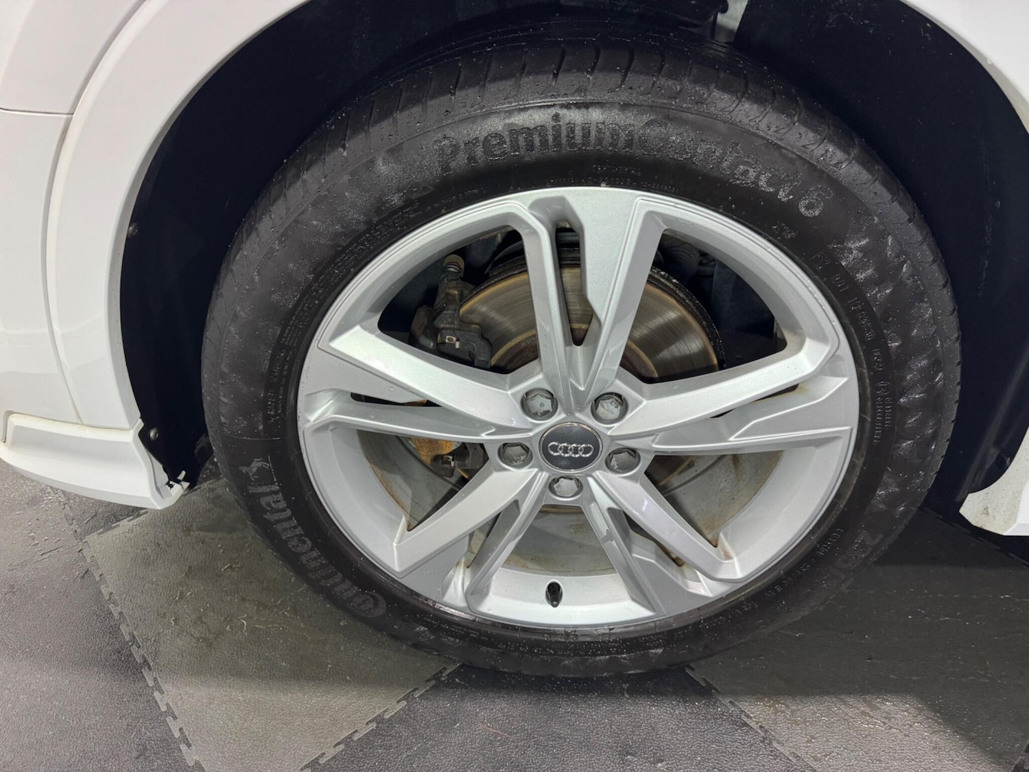 Used Audi Q3 2019 for sale - 76987834: Photo 25