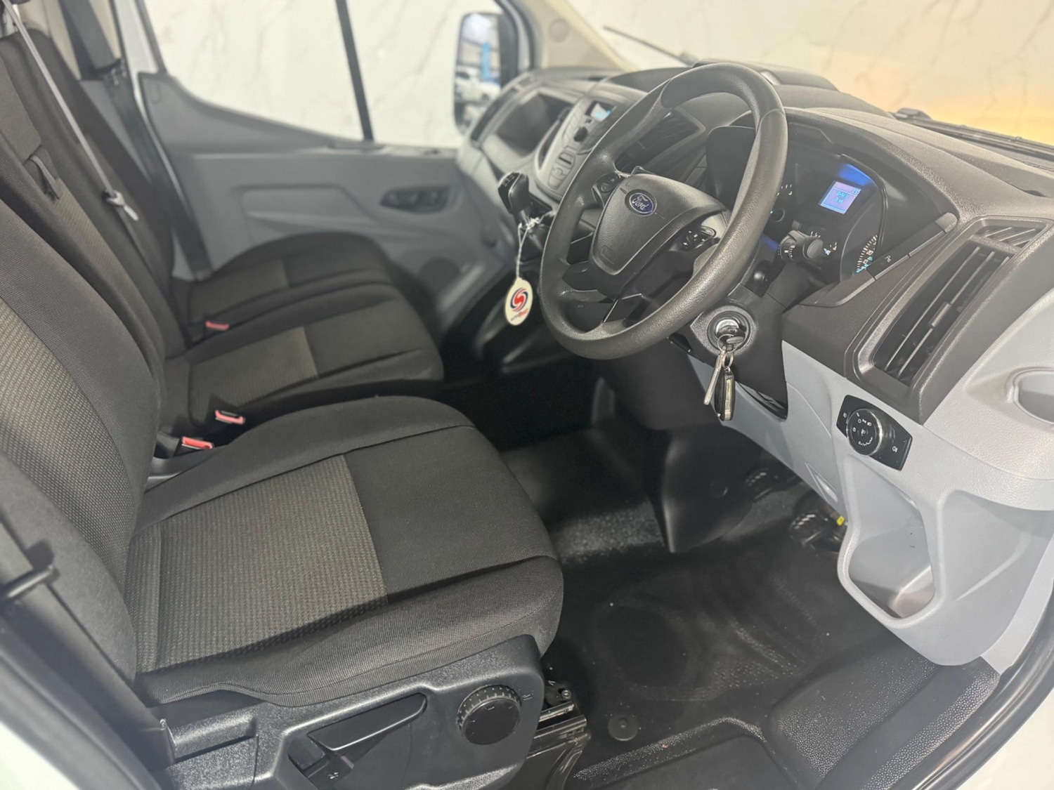 Used Ford Transit 2019 for sale - 77230420: Photo 10