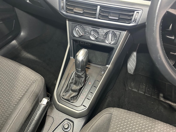 Used Volkswagen Polo 2018 for sale - 76109127: Photo 12