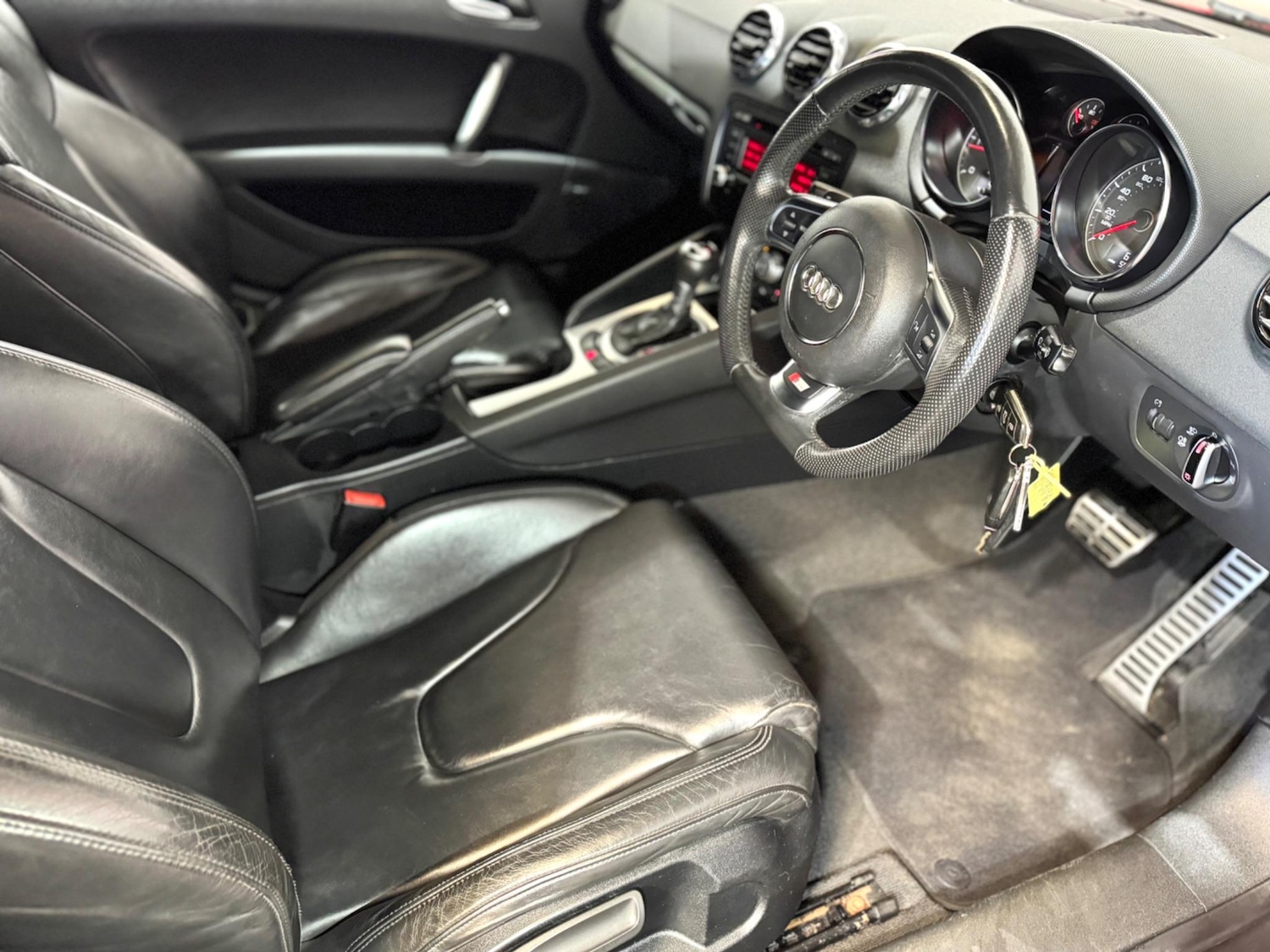 Used Audi TT 2012 for sale - 76990535: Photo 15