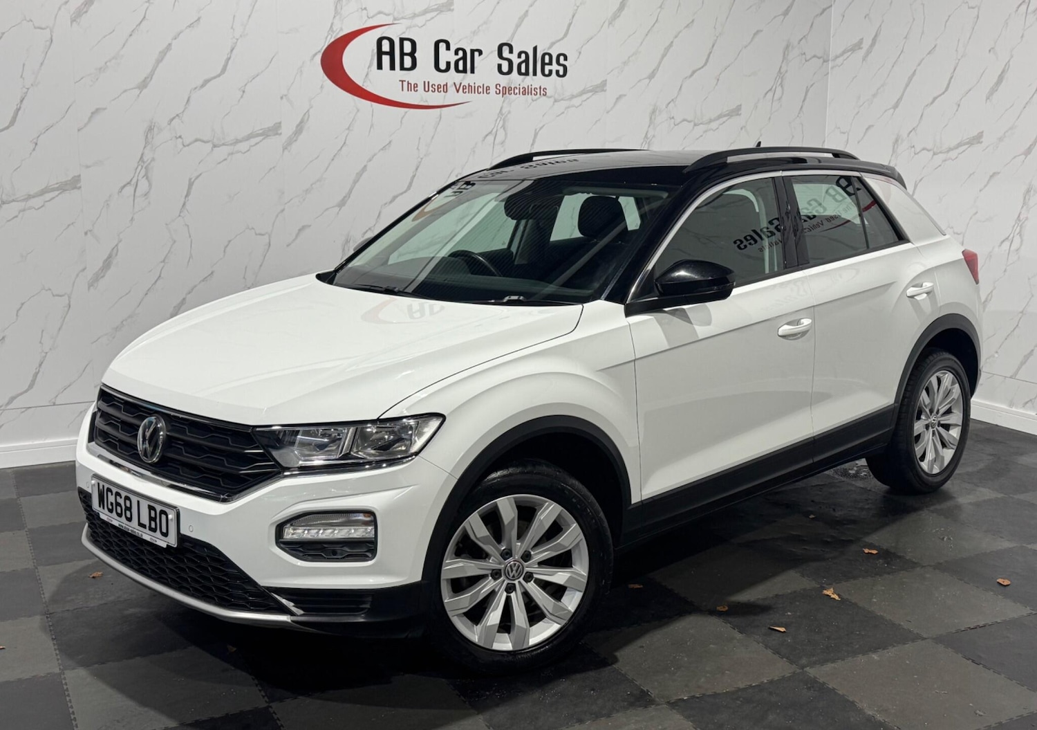 Used Volkswagen T-Roc 2018 for sale - 76689000: Photo 1