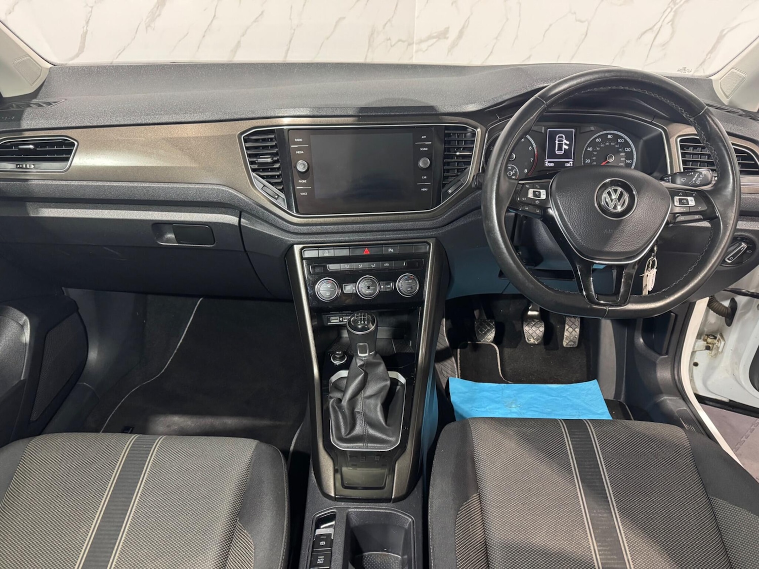 Used Volkswagen T-Roc 2018 for sale - 76689000: Photo 16