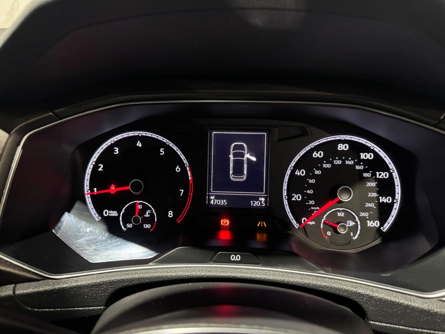 Used Volkswagen T-Roc 2018 for sale - 76689000: Photo 32