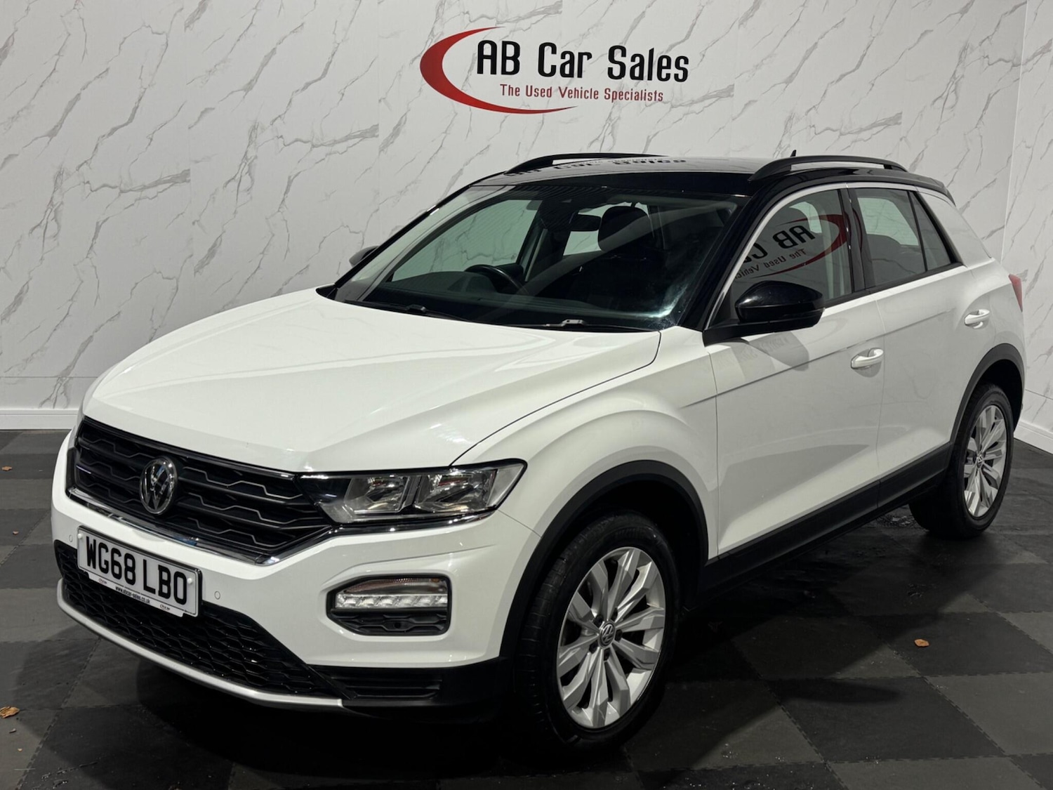 Used Volkswagen T-Roc 2018 for sale - 76689000: Photo 6