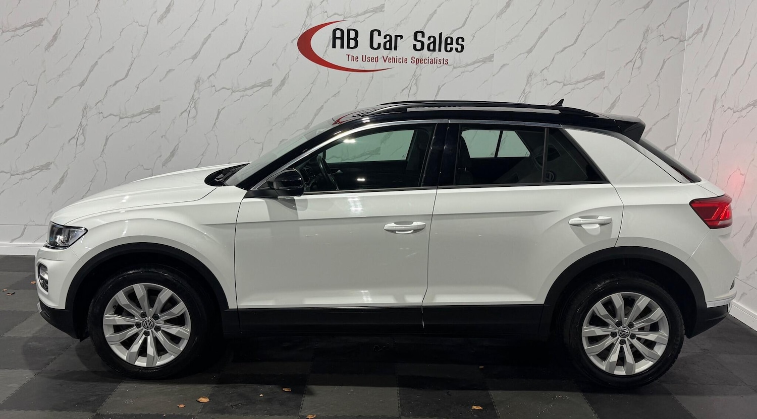 Used Volkswagen T-Roc 2018 for sale - 76689000: Photo 7