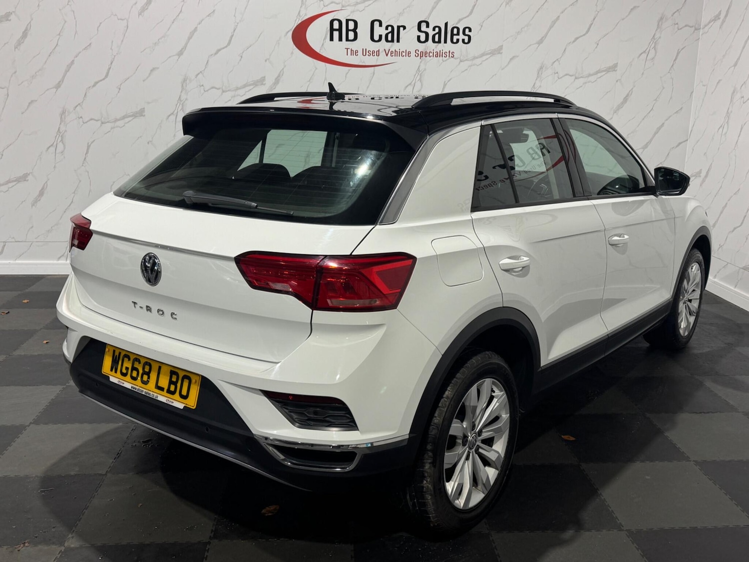 Used Volkswagen T-Roc 2018 for sale - 76689000: Photo 9