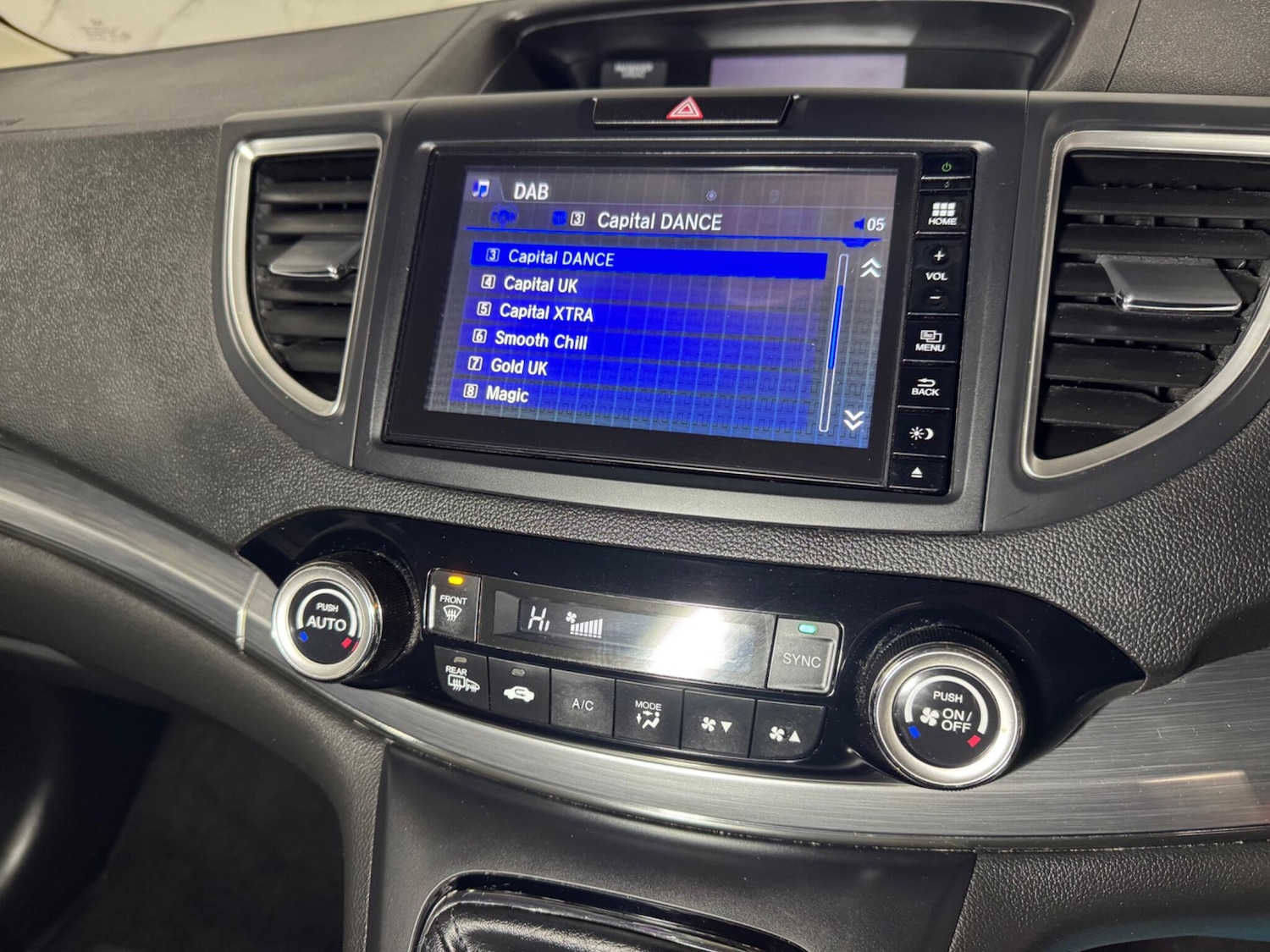 Used Honda CR-V 2016 for sale - 76597123: Photo 23